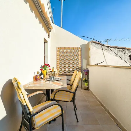 Artikat Apartamento