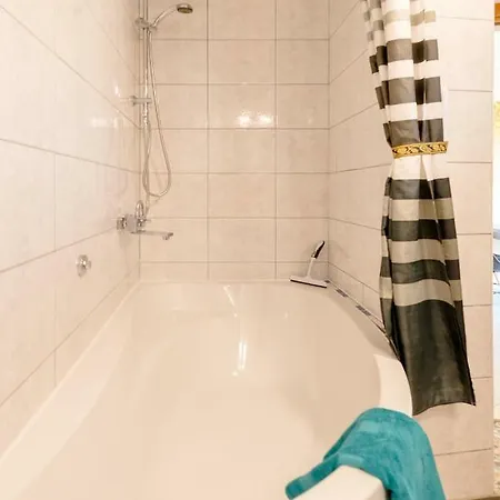 Apartamento Artikat